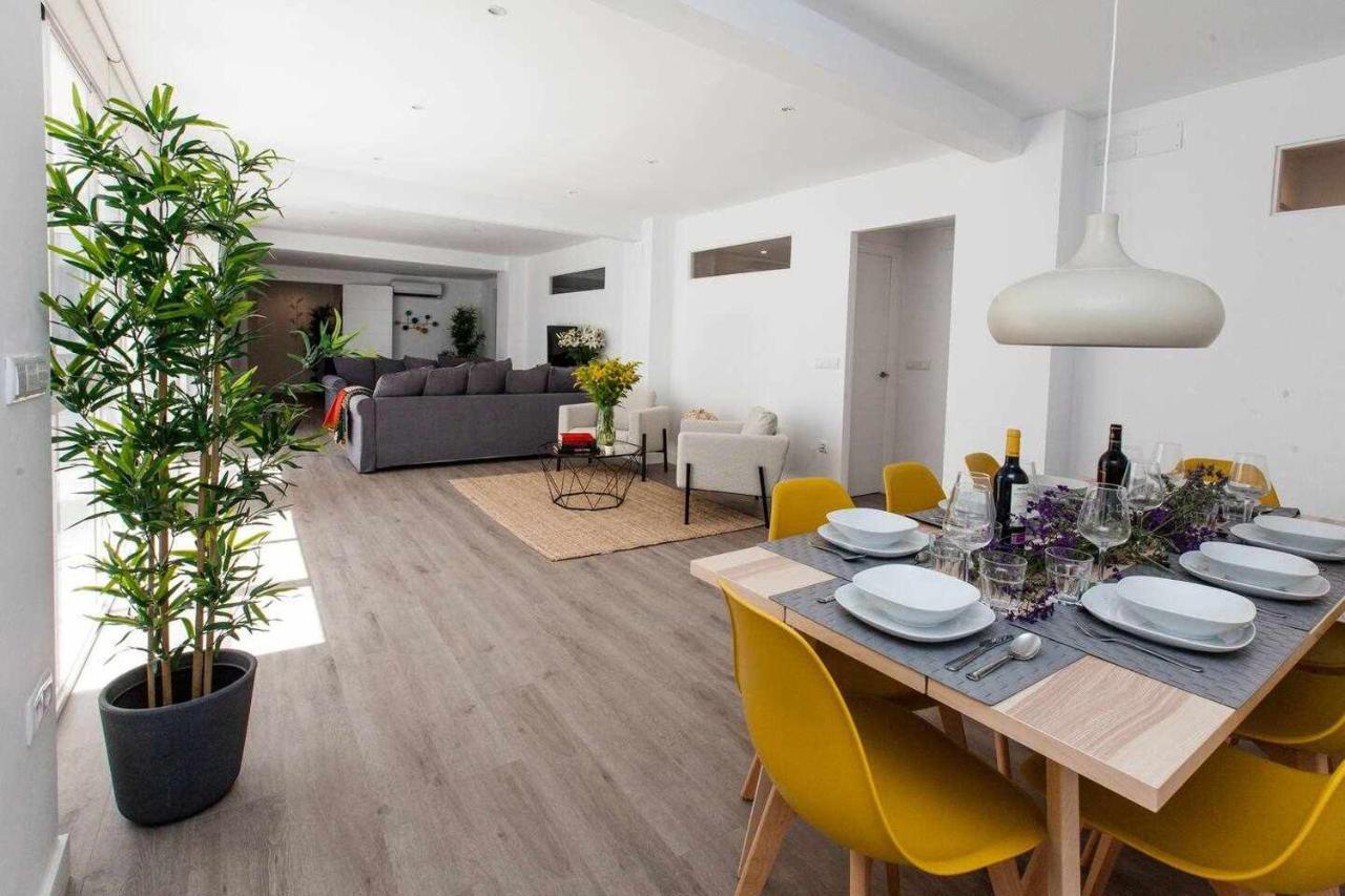 Isg Apartments Downtown Family Haven Free Parking Spot Sevilla Kültér fotó
