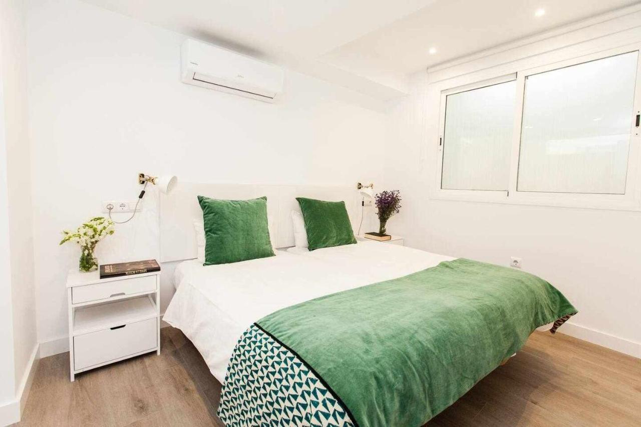 Isg Apartments Downtown Family Haven Free Parking Spot Sevilla Kültér fotó